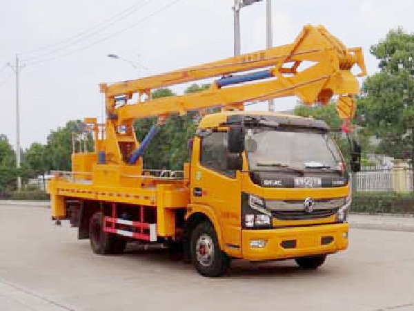 東風18米高空作業(yè)車
