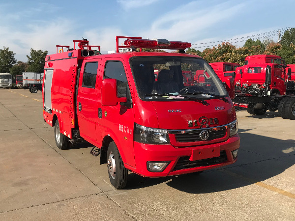 東風途逸雙排消防車(藍牌) 東風途逸雙排消防車(藍牌)