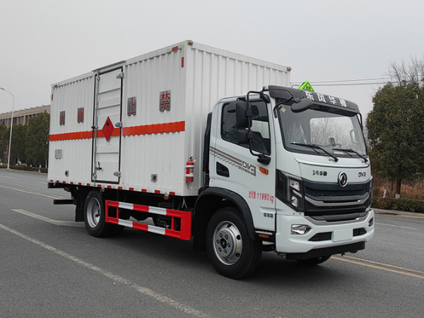 東風華神T3易燃液體廂式運輸車 東風華神T3易燃液體廂式運輸車