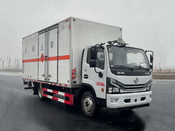 東風5米2煙花爆竹運輸車 東風5米2煙花爆竹運輸車