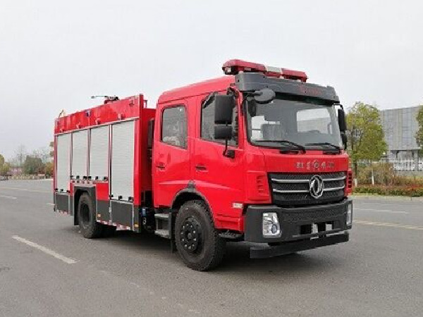 東風(fēng)5.5噸水罐消防車 東風(fēng)5.5噸水罐消防車