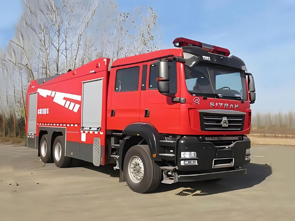 汕德卡后13噸水罐消防車 汕德卡后13噸水罐消防車