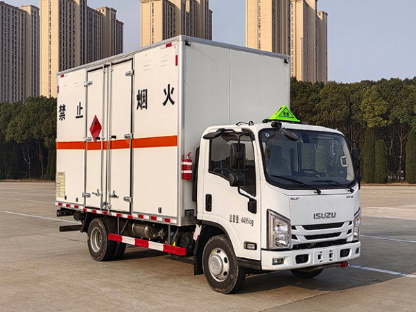 五十鈴易燃液體廂式運輸車 五十鈴易燃液體廂式運輸車