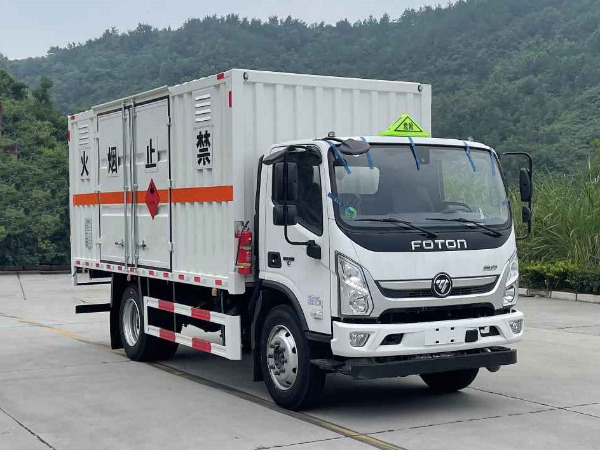 奧鈴5米2易燃液體廂式運輸車 奧鈴5米2易燃液體廂式運輸車