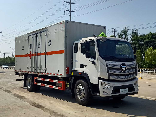 福田歐航易燃氣體廂式運輸車