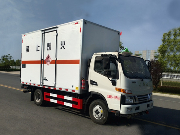 江淮4米1易燃固體廂式運輸車 江淮4米1易燃固體廂式運輸車