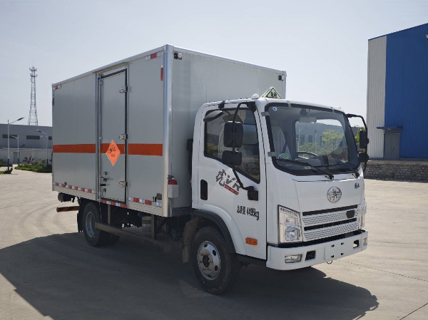 解放虎VR爆破器材運(yùn)輸車